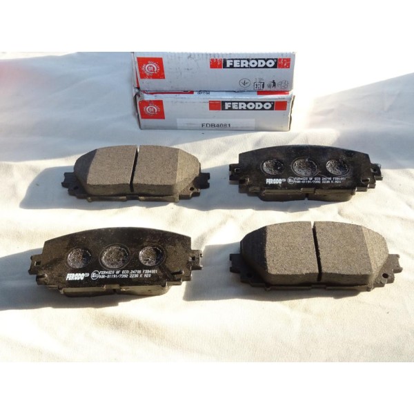 Jeu de 4 plaquettes de frein avant montage advics Ferodo FDB4081 pour toyota yaris XP9 XP13 
