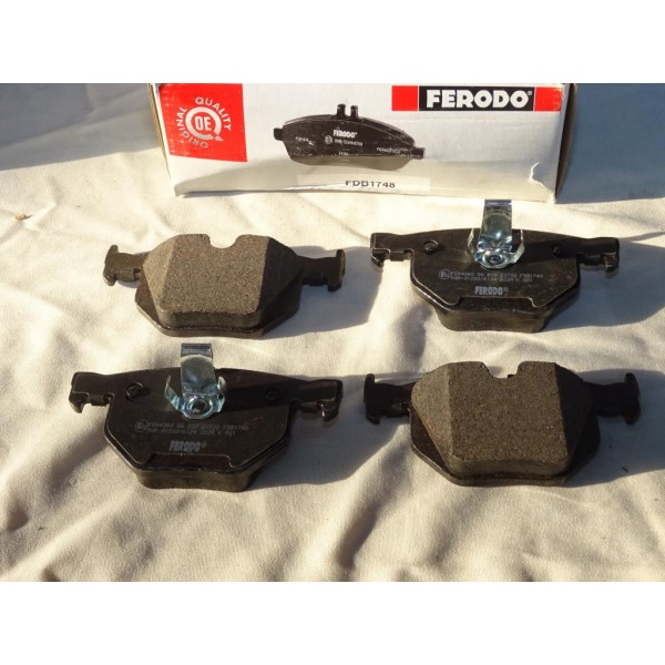 Jeu 4 plaquettes de frein arriere montage teves Ferodo FDB1748 pour BMW serie 5 6 E60 E61 E63 E64 