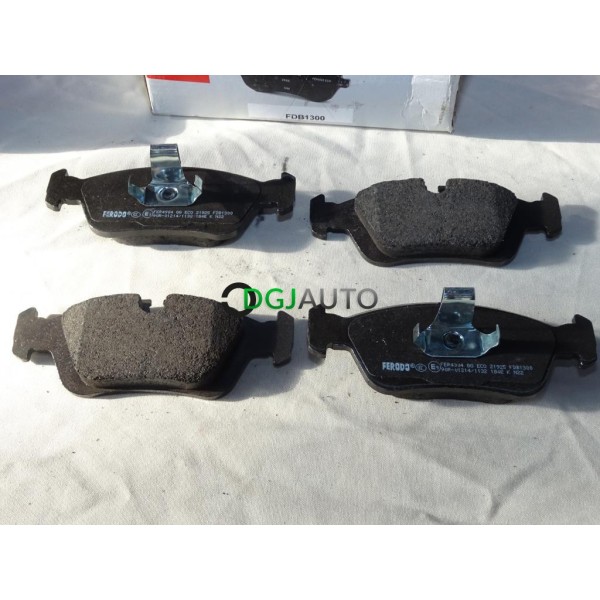 Jeu 4 plaquettes de frein avant montage teves Ferodo FDB1300 pour BMW E36 E46 