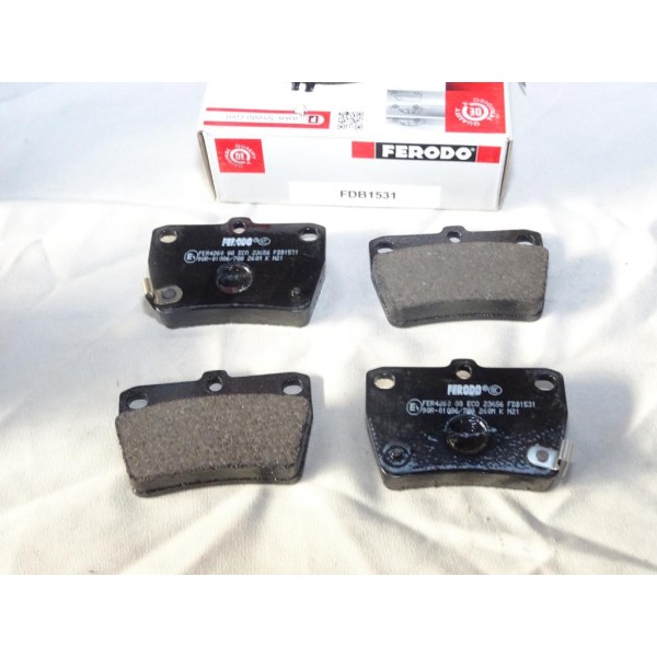 Jeu 4 plaquettes de frein arriere montage akebono Ferodo FDB1531 pour toyota RAV4 XA10 XA20 