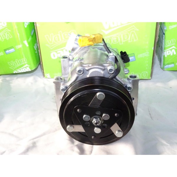 Compresseur de climatisation Valeo 813162 pour citroen C4 C5 berlingo 1 2 I II fiat ulysse 2 II peugeot 307 308 508 3008 5008 pa