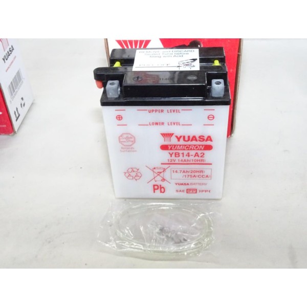Batterie electrique (acide non fournie) Yuasa YB14-A2 12V 14.7AH 175A pour moto scooter tracteur tondeuse 