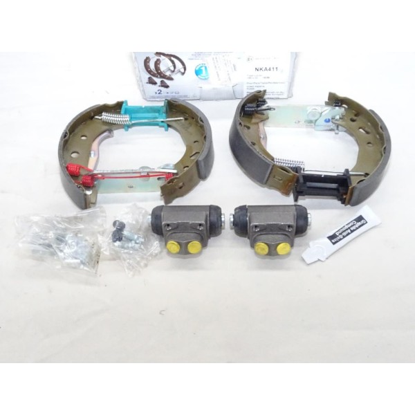 Kit frein arriere prémonté montage lucas 180x32mm Norauto NKA411 pour ford fiesta 3 4 III IV ka puma mazda 121 