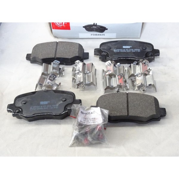 Jeu 4 plaquettes de frein arriere montage girling Ferodo FDB4925 pour fiat 500X jeep renegade compass 