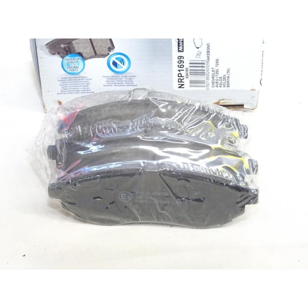 Jeu de 4 plaquettes de frein avant montage akebono Norauto NRP1699 pour daewoo chevrolet kalos aveo spark 