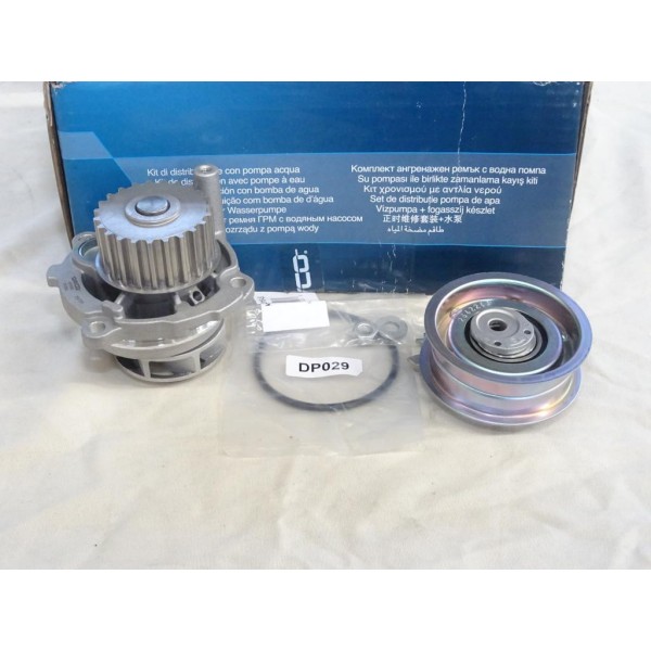 Jeu pompe à eau + galet tendeur courroie de distribution (non incluse) Dayco KTBWP2530 pour audi A3 A4 seat cordoba 1 toledo 2 3