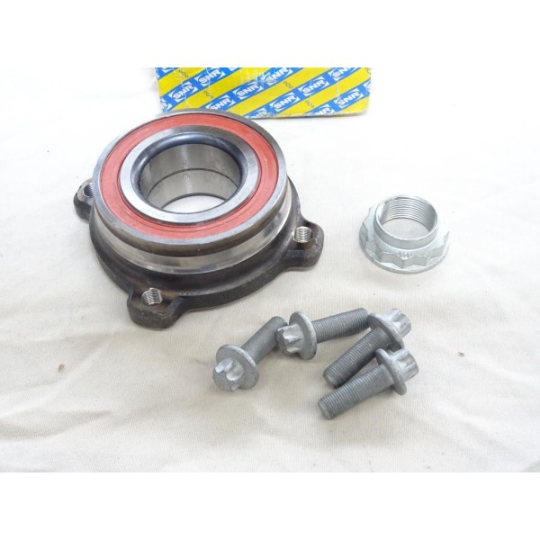 Kit roulement de roue arriere SNR R150.29 pour BMW serie 3 5 E36 E39 E60 E61 