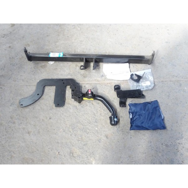 Crochet attelage attache remorque boule démontable sans outil avec système verrouillage Oris 052163 pour ford ecosport SUV parti