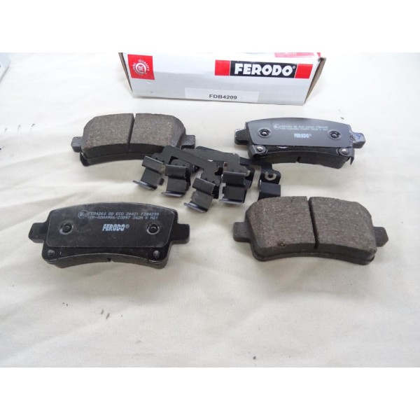 Jeu 4 plaquettes de frein arriere montage lucas Ferodo FDB4209 pour opel insignia A saab 95 9-5 chevrolet malibu 