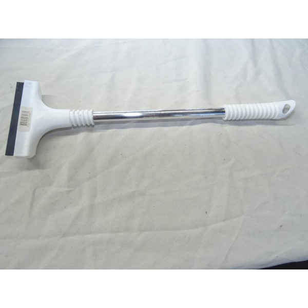 Gratte givre de vitre parebrise manche long Tetrosyl 3301750035661 