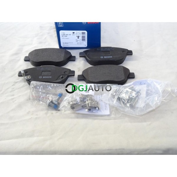 Jeu 4 plaquettes de frein avant montage bendix Bosch BP1068 0986494157 pour opel corsa D fiat 500L 500 L 