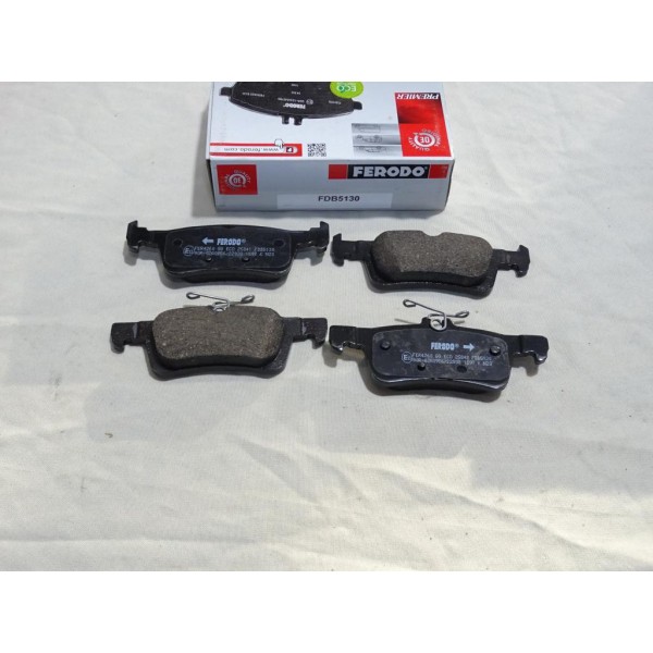 Jeu 4 plaquettes de frein arriere montage teves Ferodo FDB5130 pour ford fiesta 7 VII 