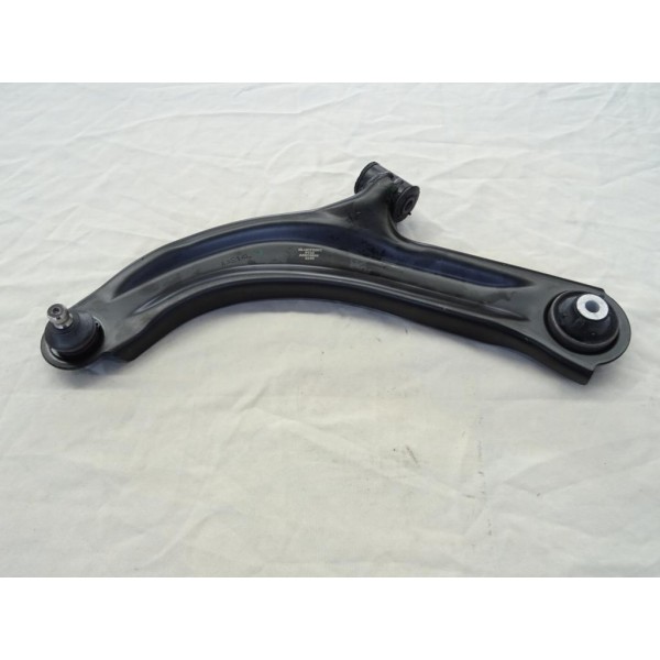 Triangle bras de suspension avant gauche Blue print ADN18698 pour nissan micra K12 note E11 