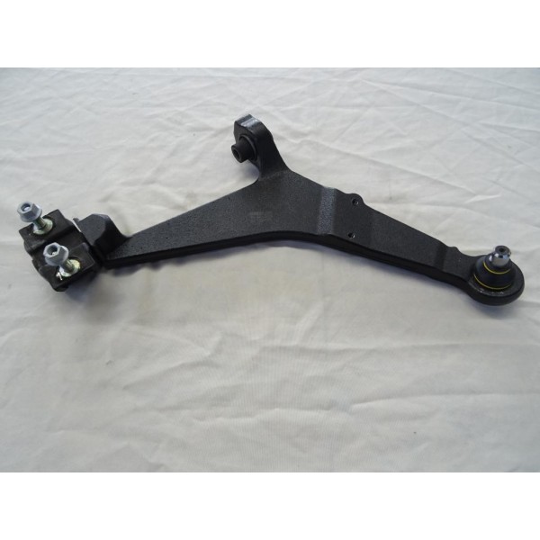 Triangle bras de suspension avant droit Moog PE-WP-6979 pour peugeot 106 citroen AX saxo 
