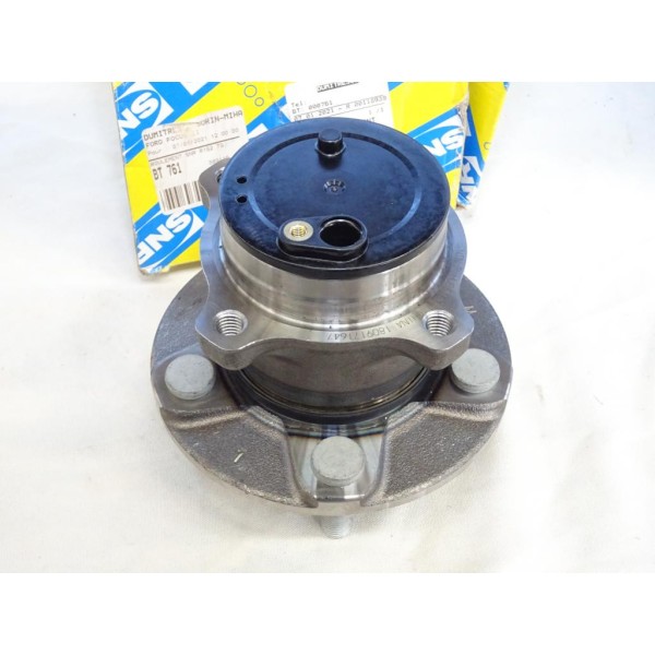 Moyeu roulement de roue arriere avec ABS SNR R152.79 pour ford focus 2 II cmax c-max 