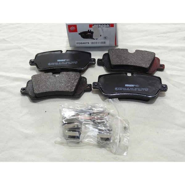 Jeu 4 plaquettes de frein arriere montage lucas Ferodo FDB4678 pour land rover range rover L405 L494 discovery L462 defender L66