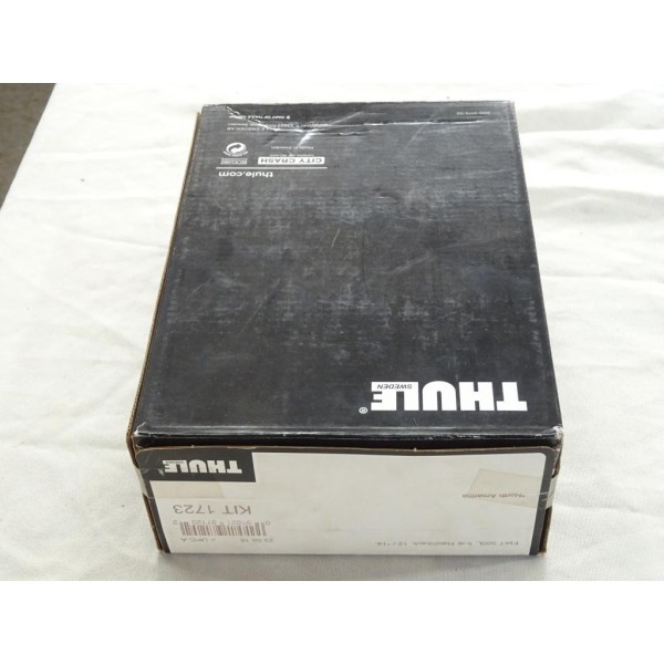 Kit pieds fixation barres de toit KIT 1723 Thule KIT1723 pour fiat 500L 5 portes partir de 2012 