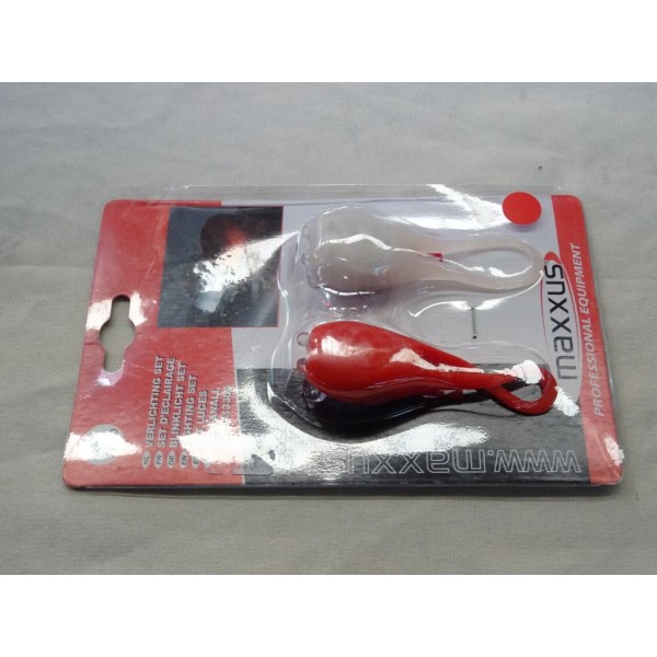 Jeu 2 lampes eclairage velo Maxxus 6413306 