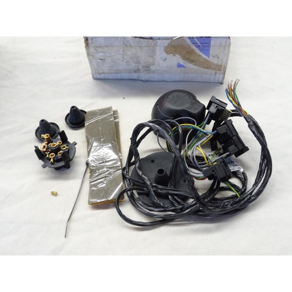 Faisceau attelage attache remorque 7 poles spécifique Bosal 020858 pour renault scenic 2 II 