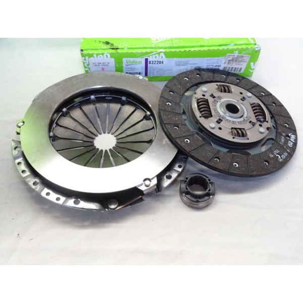 Kit embrayage disque + mecanisme + butée Valeo 832204 pour audi A3 seat altea toledo 3 III leon 2 3 II III skoda octavia 2 3 II 
