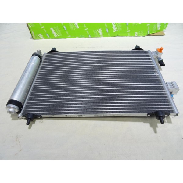 Radiateur condenseur climatisation Valeo 817824 pour peugeot 407 citroen C5 C6 