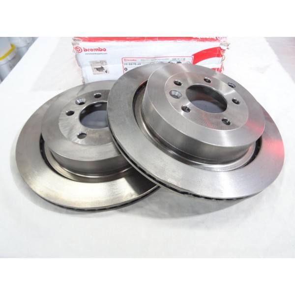 Lot 2 disques de frein arriere ventilé 350mm diamètre Brembo 09.8876.30 pour land rover discovery L319 range rover sport L320 