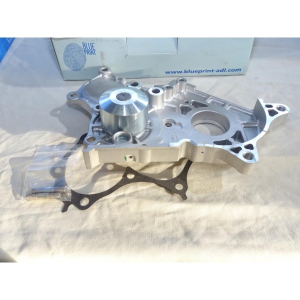 Pompe à eau Blue print ADT39189 pour toyota avensis corolla E110 E120 RAV4 XA20 avensis T22 2.0 D4D D4-D diesel 