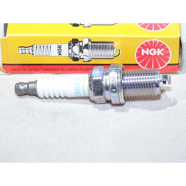 Bougie allumage NGK 3783 BKR6ES pour nissan almera bluebird primera vanette sunny peugeot 205 305 309 405 406 citroen BX C2 C15 