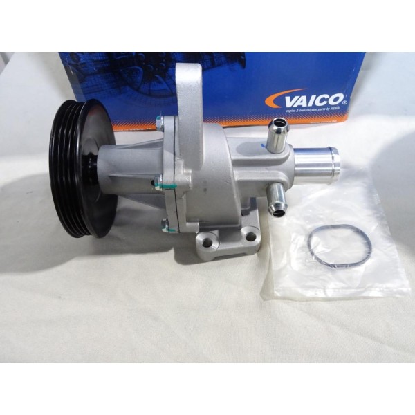 Pompe à eau Vaico V51-50005 pour chevrolet aveo spark T250 T255 M300 1.0 1.2 essence 
