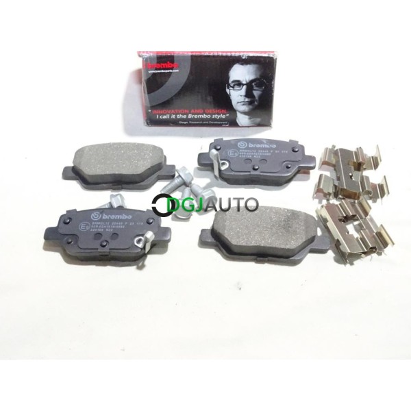 Jeu 4 plaquettes de frein arriere montage mando Brembo P23179 pour fiat tipo 2 II partir de 2015 