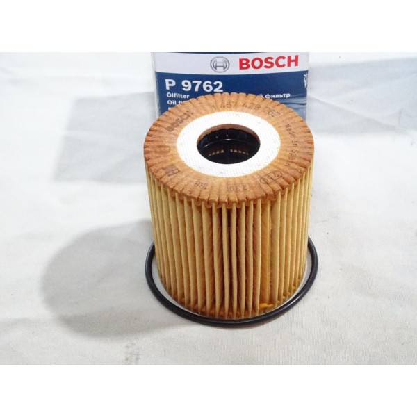 Filtre à huile Bosch P9762 1457429762 pour volvo S40 S60 S70 S80 V40 V70 C70 XC70 XC90 essence 