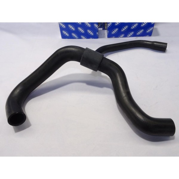 Durite eau liquide de refroidissement inferieur gauche Sasic SWH6688 pour ford escort 5 6 V VI orion 3 III 1.8D 1.8 D diesel 