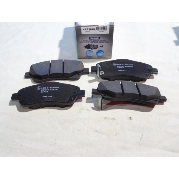 Jeu 4 plaquettes de frein avant montage bendix Norauto NRP1648 pour toyota avensis T22 T25 corolla verso AR10 