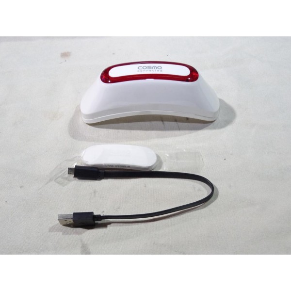 Cosmo connected blanc brillant Cosmo CM0102001FR CM-01-02-001-FR pour feu de freinage connecté casque moto velo trottinette 