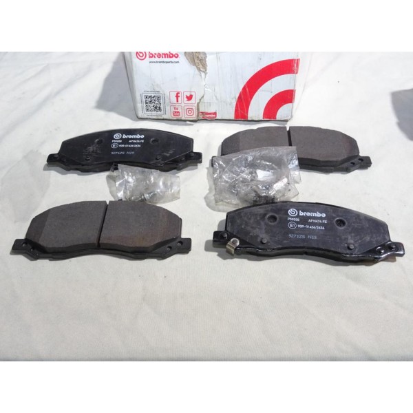 Jeu 4 plaquettes de frein avant montage lucas Brembo P59058 pour opel insignia A saab 95 9-5 