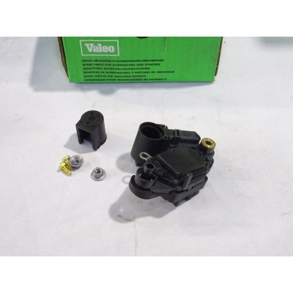 Regulateur alternateur Valeo 592802 pour renault 19 21 25 R19 R21 R25 clio 1 twingo 1 