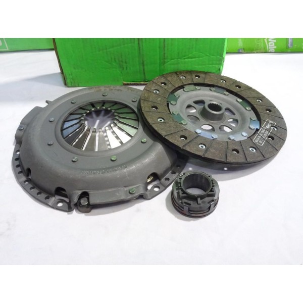 Kit embrayage disque + mecanisme + butéee Valeo 821240 pour audi 80 100 A4 A6 A8 volkswagen passat B5 2.3 2.4 2.6 2.8 essence 