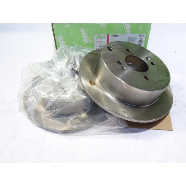 Jeu 2 disques de frein arriere plein 262mm diametre Valeo 197029 pour hyundai getz TB accent MC kia rio 2 II 