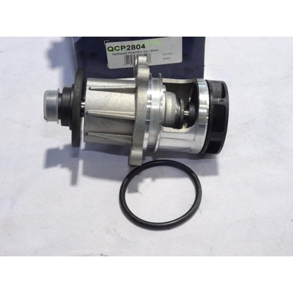 Pompe à eau Quinton Hazell QCP2804 pour BMW serie 3 5 E34 E36 316 318 518 essence 