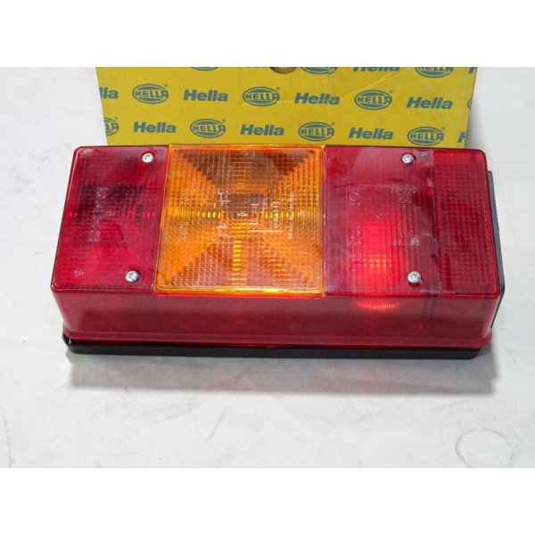 Feu lanterne arriere droit 12V Hella 2SE007547-021 