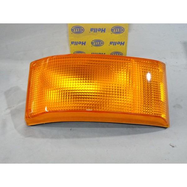 Feu clignotant arriere adaptable Hella 2BA004119-001 