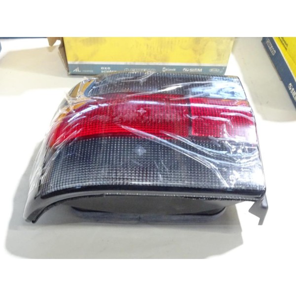 Feu lanterne arriere gauche Magneti marelli 62069 714025231701 pour renault 19 R19 