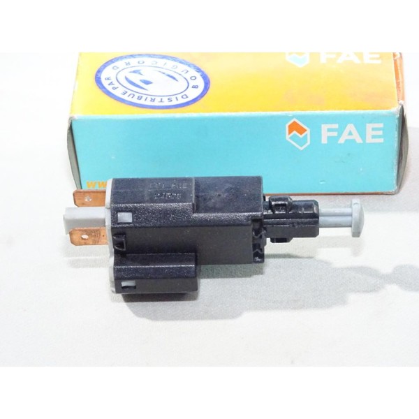 Contacteur pedale de frein feux stop FAE 24505 pour opel vectra B astra G zafira A 