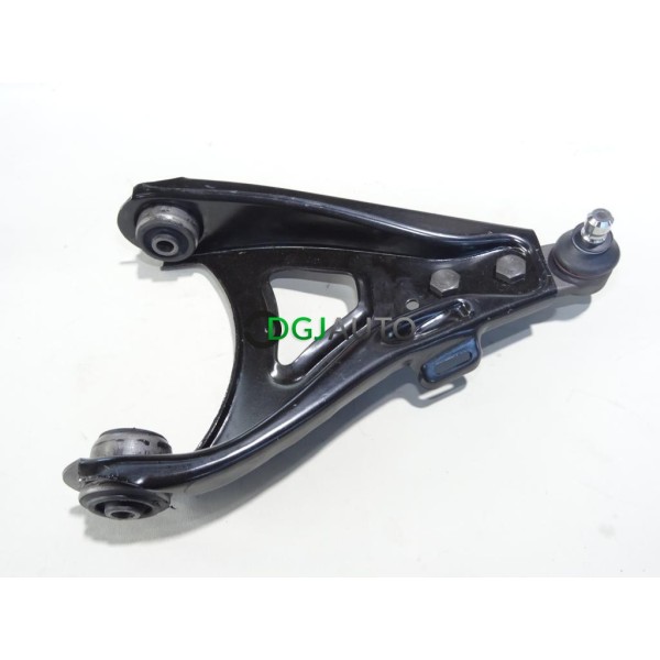 Triangle bras de suspension avant droit MGA SB7784 pour renault megane 1 dont scenic 1 