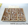 Lot 3 boites lettres et chiffres realisation des plaques immatriculation Carat 210x130 et 170x120 (entamée)