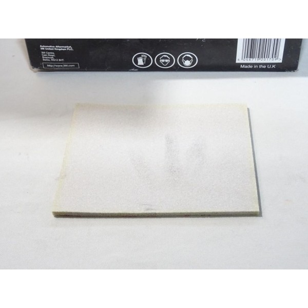 Boite 20 bandes éponge abrasive carrosserie 115x140mm 3M 03809 
