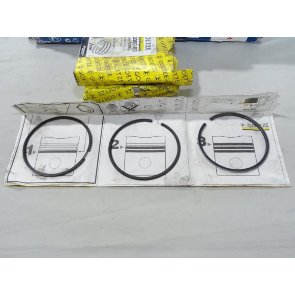 1 Jeu de segments de pistons moteur Goetze 08-783300-00 pour alfa romeo AR6 AR8 fiat croma 1 ducato 1 2 I II opel arena peugeot 
