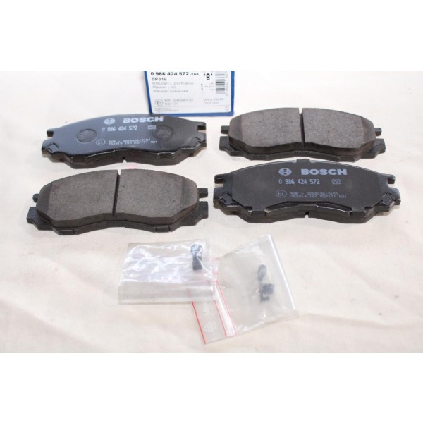 Jeu 4 plaquettes de frein avant montage akebono Bosch BP319 0986424572 pour mitsubishi L200 L300 L400 pajero delica toyota land 