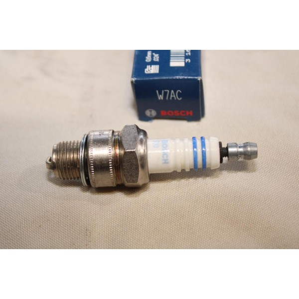 1 Bougie allumage Bosch W7AC 7596 0241235607 pour moto benelli S ducati 350 900 GTV GTL hercules hobby rider jogging prima supra
