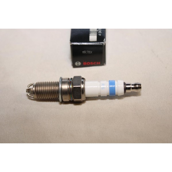 Lot 5 bougies allumage Bosch YR78X 0242132501 pour alfa romeo mito chevrolet aveo spark daihatsu terios sirion fiat punto brava